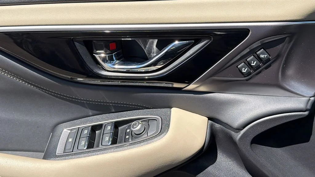 Used 2023 Green Metallic Subaru Limited image 22