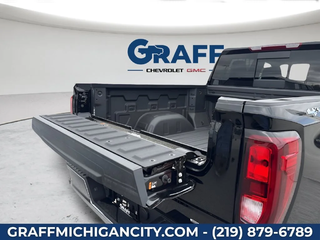 2026 GMC Sierra 1500 SLE - Photo 7