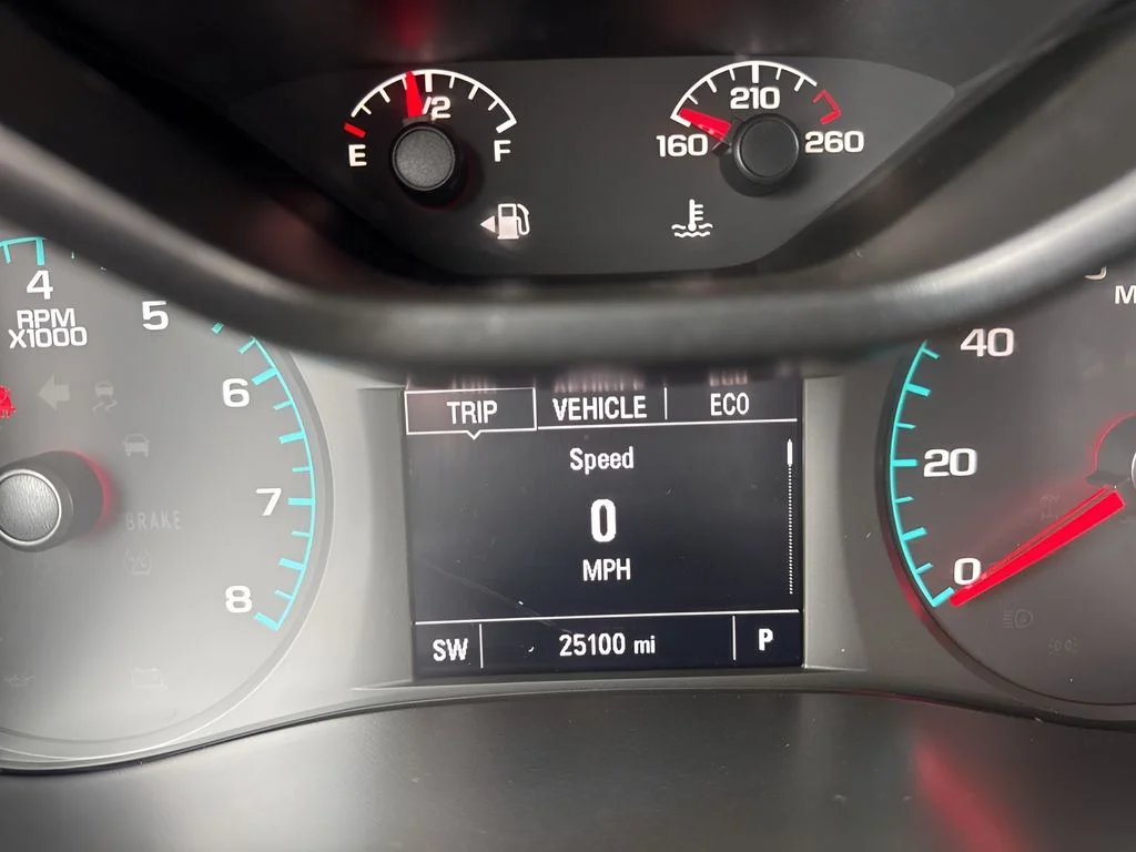 Used 2021 Gray Chevrolet LT image 21