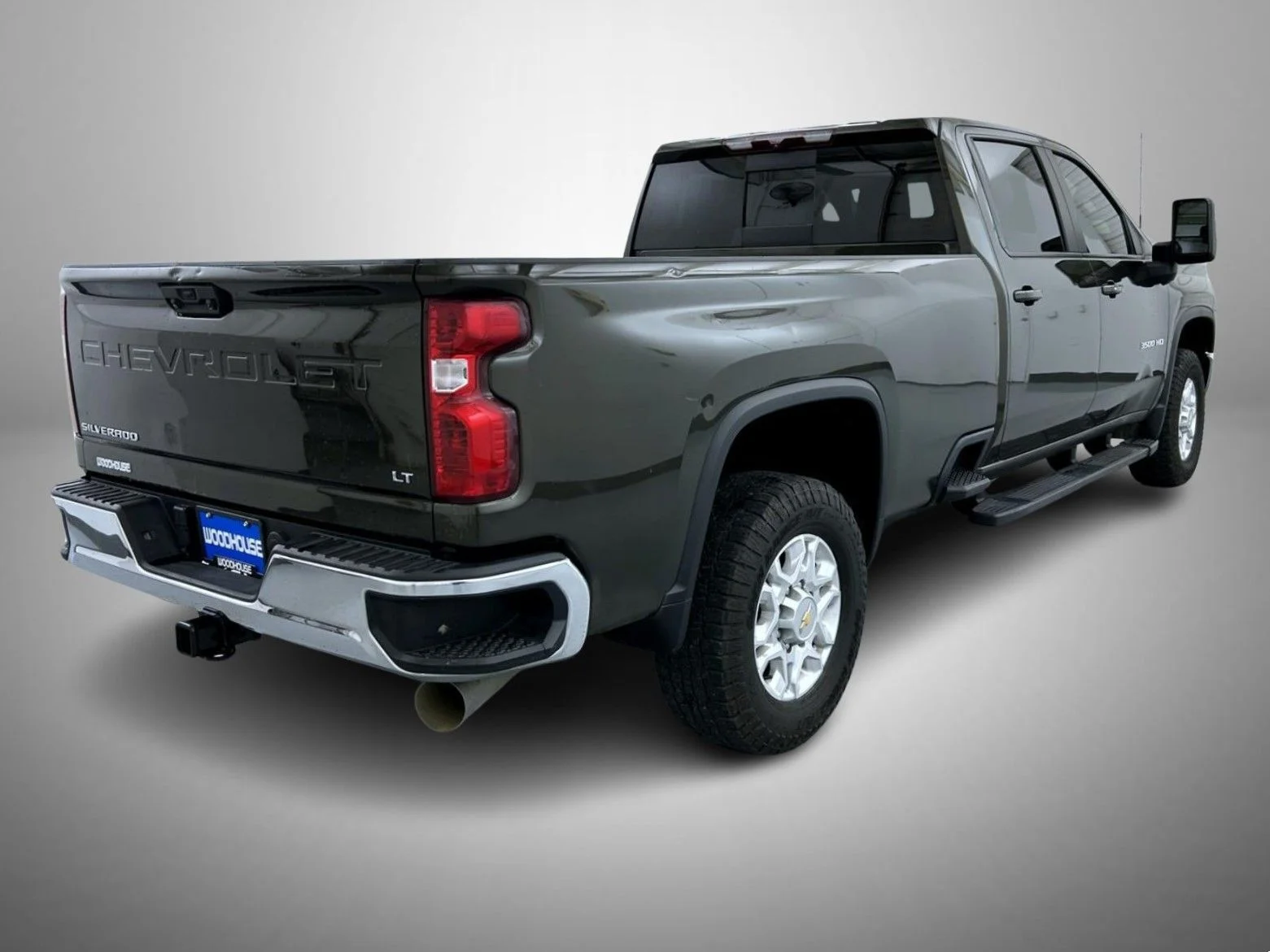 Used 2022 Green Chevrolet LT image 5