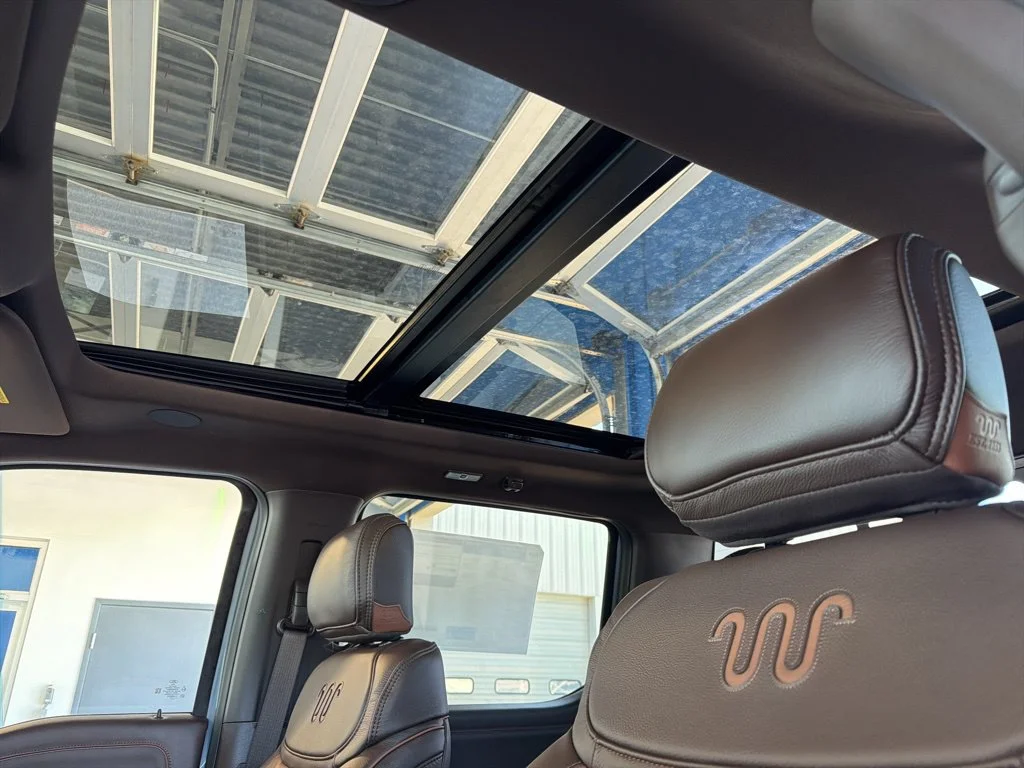 New 2026 Glacier Gray Metallic Tri-Coat Ford F-250® King Ranch® image 17