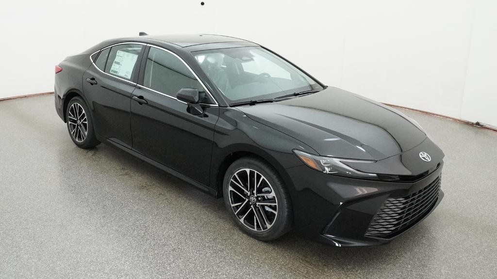 New 2026 Midnight Black Metallic Toyota XLE image 10