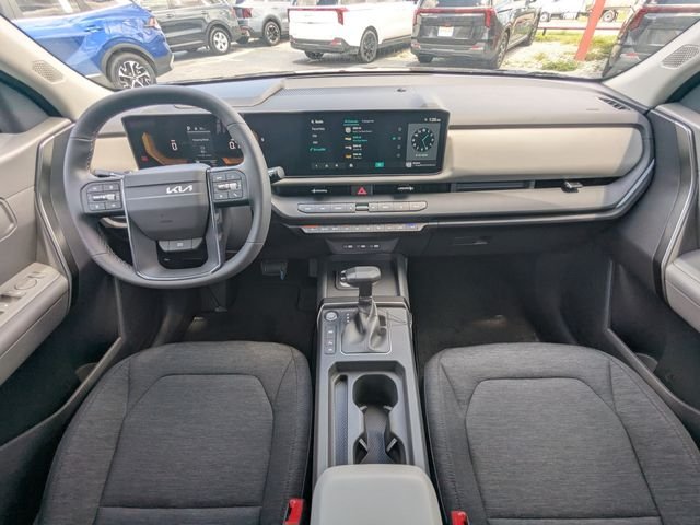 New 2027 Aurora Black Pearl Kia S image 17