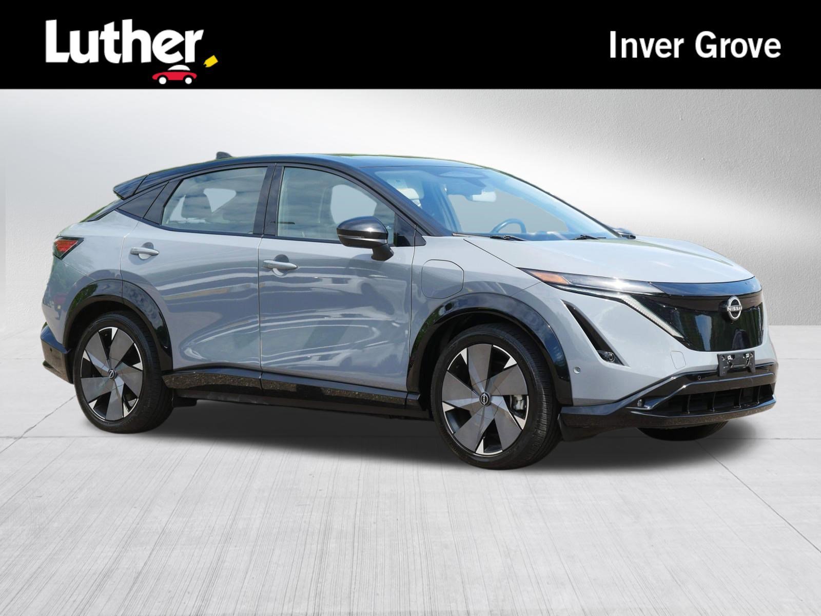 2024 Nissan Ariya Platinum+ AWD's photo