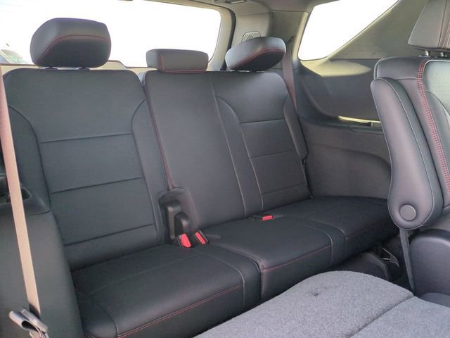 New 2026 Mosaic Black Metallic Chevrolet RS image 32