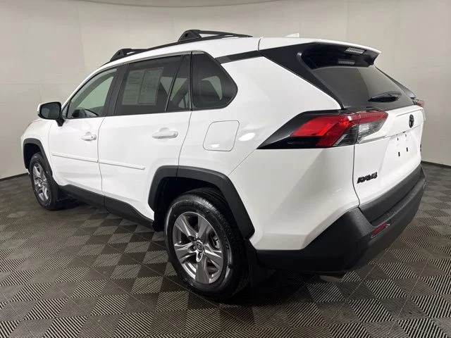 Used 2025 Ice Toyota XLE image 6