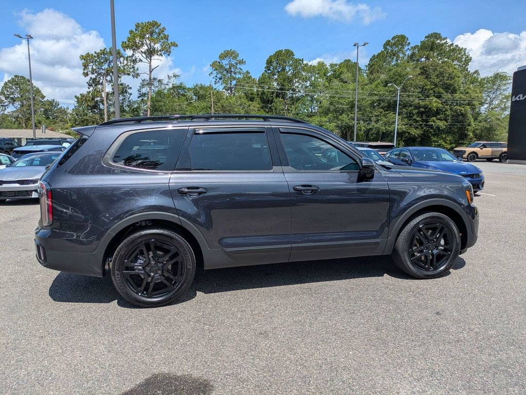 Used 2025 Gray Kia SX X-Line image 3
