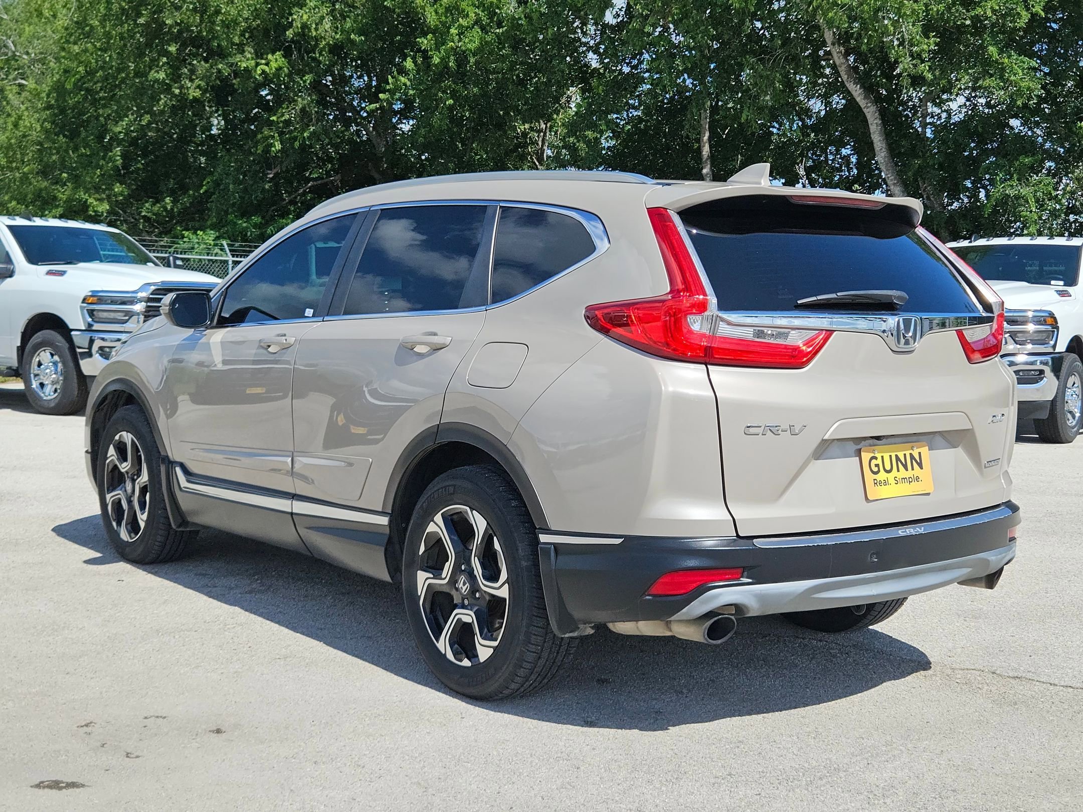 Used 2017 Beige Honda Touring image 5