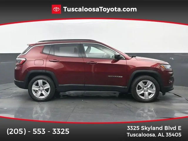2022 Jeep Compass Latitude's photo