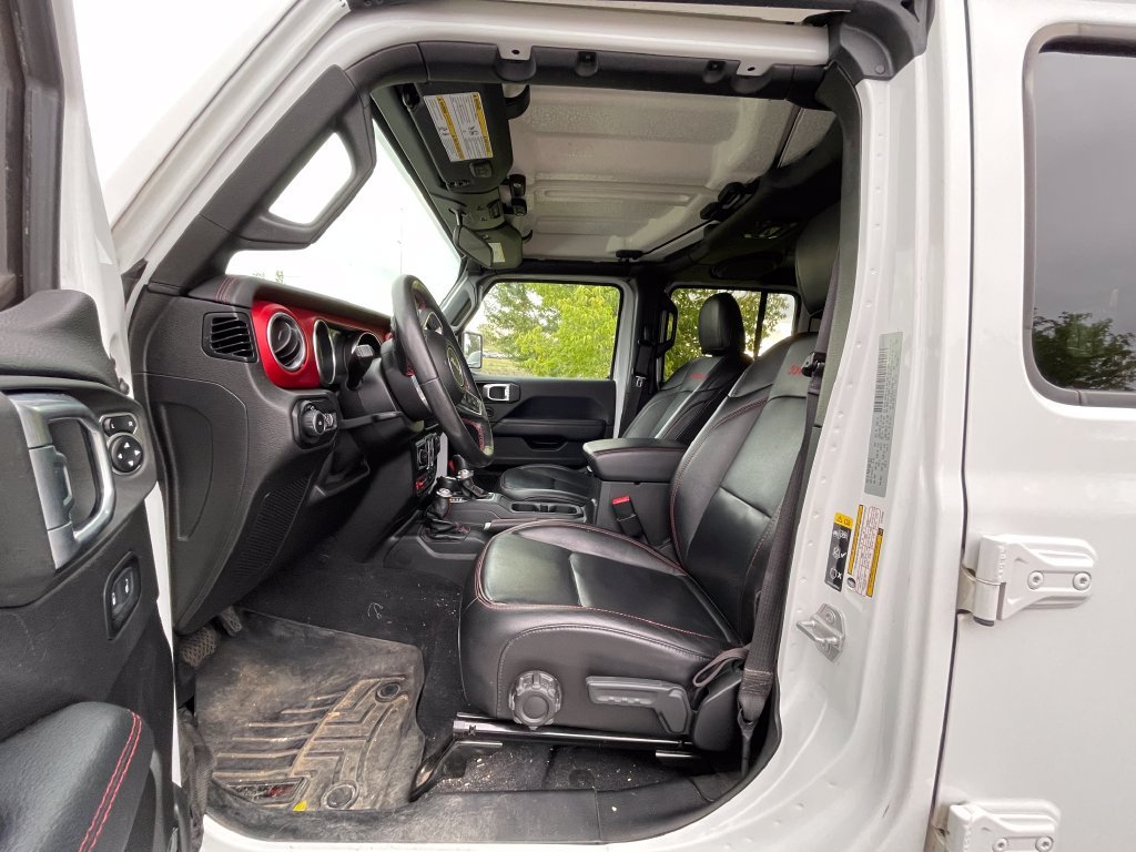 Used 2020 White Jeep Unlimited Rubicon image 3