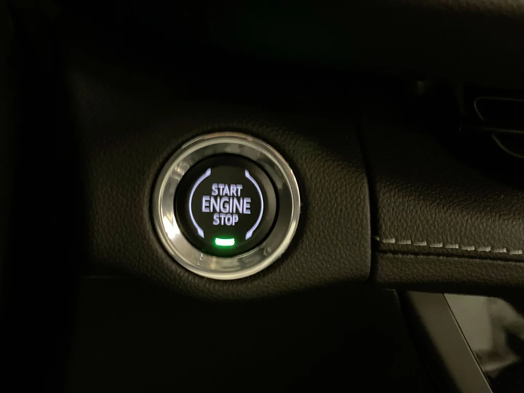 Certified Used 2023 Cinnabar Metallic Buick Essence image 17