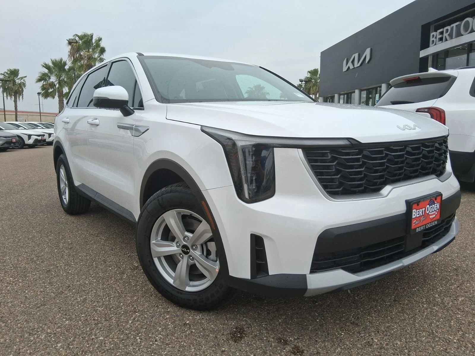 New 2026 White Kia LX image 1