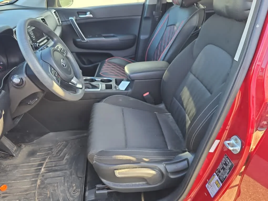 Used 2017 Hyper Red Kia LX image 9