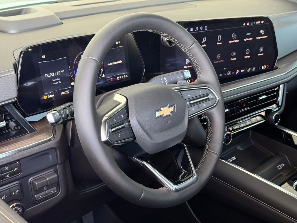 New 2026 Polar White Tricoat Chevrolet Premier image 21