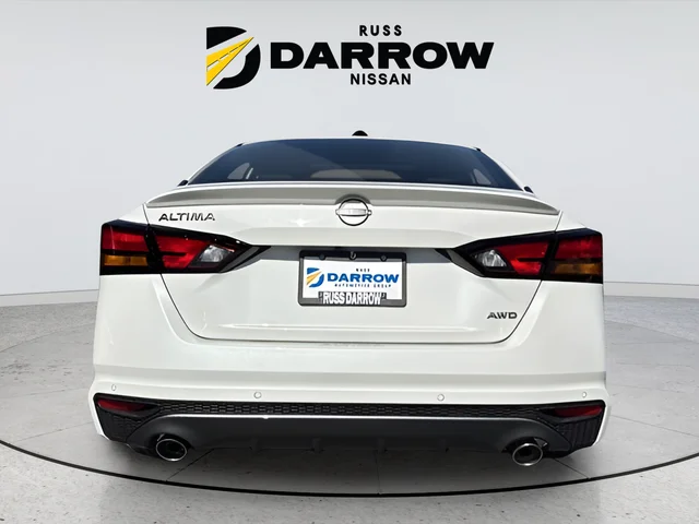 New 2026 Pearl White TriCoat Nissan 2.5 SV image 4