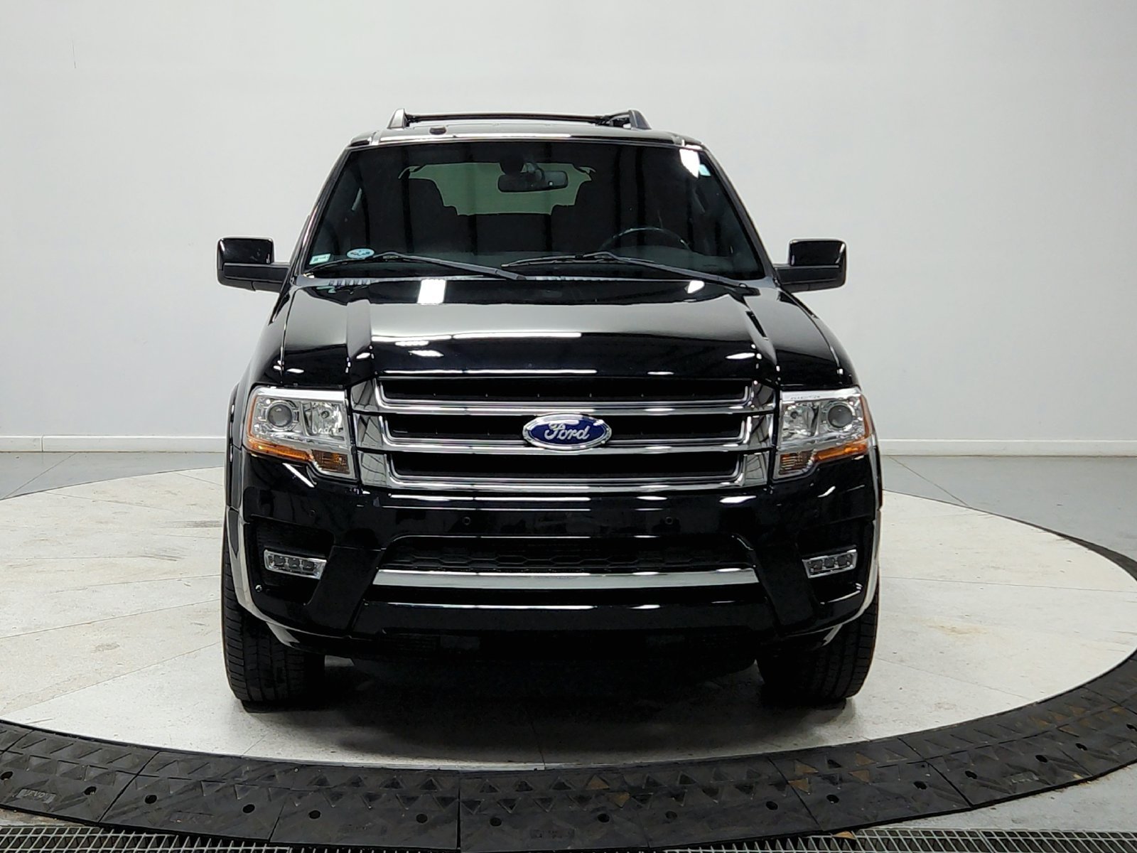 Used 2017 Black Ford Limited image 3