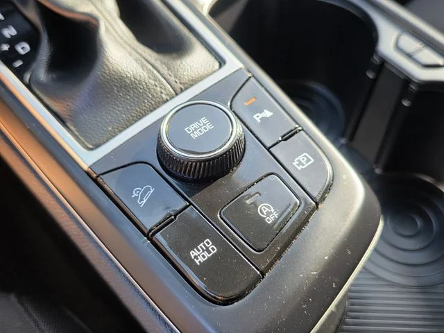 Certified Used 2024 Gray Kia LX image 32