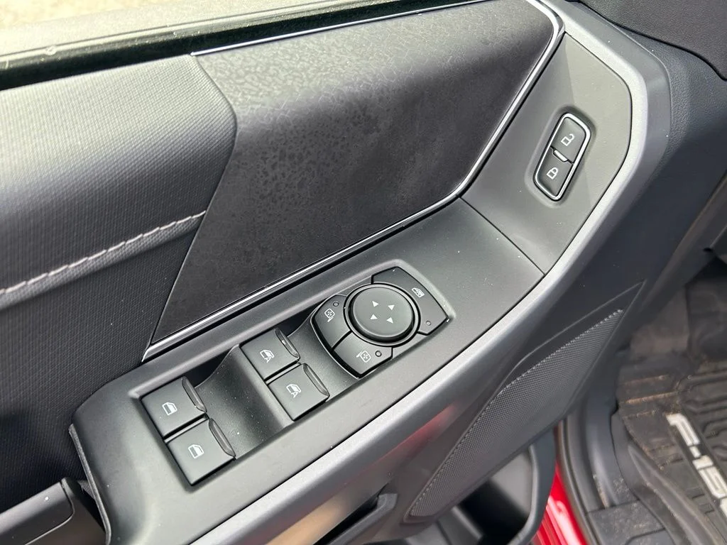 New 2026 Ruby Red Metallic Tinted Clearcoat Ford XLT image 20