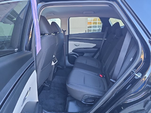 Used 2024 Black Hyundai SEL image 14
