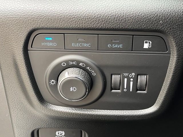 Used 2025 White Jeep Anniversary Edition 4xe image 23
