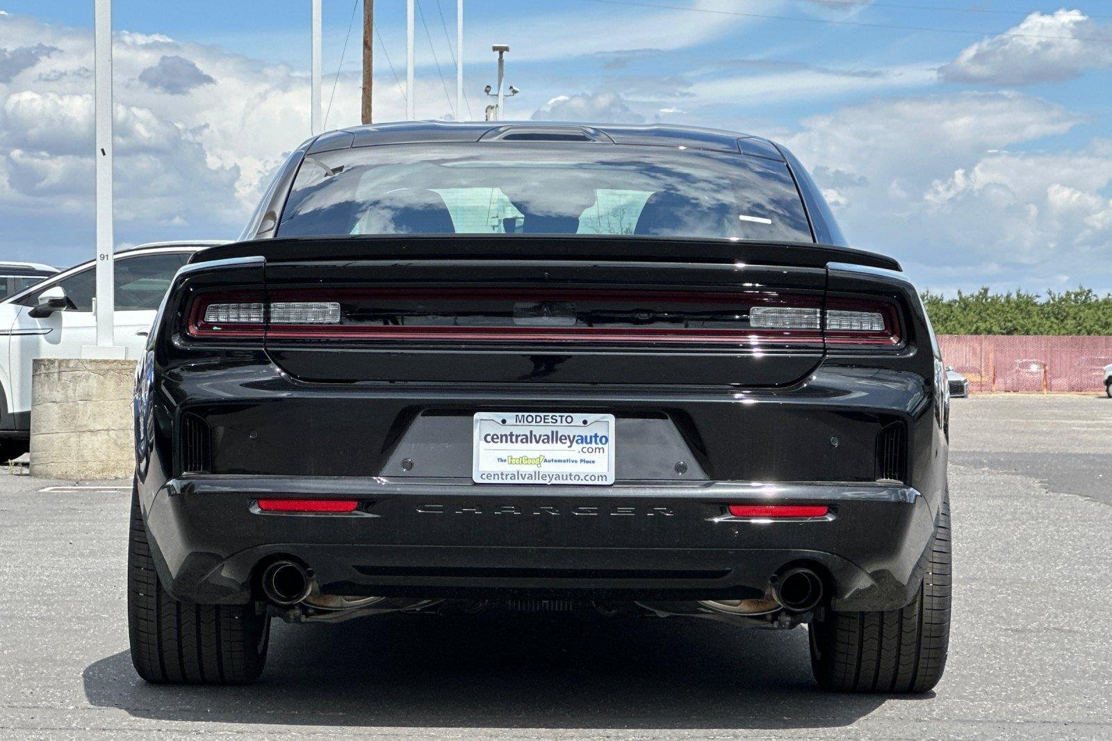 New 2026 Diamond Black Crystal Pearlcoat Dodge Scat Pack image 5