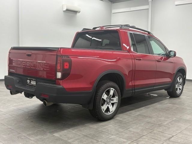 Used 2024 Red Honda RTL image 2