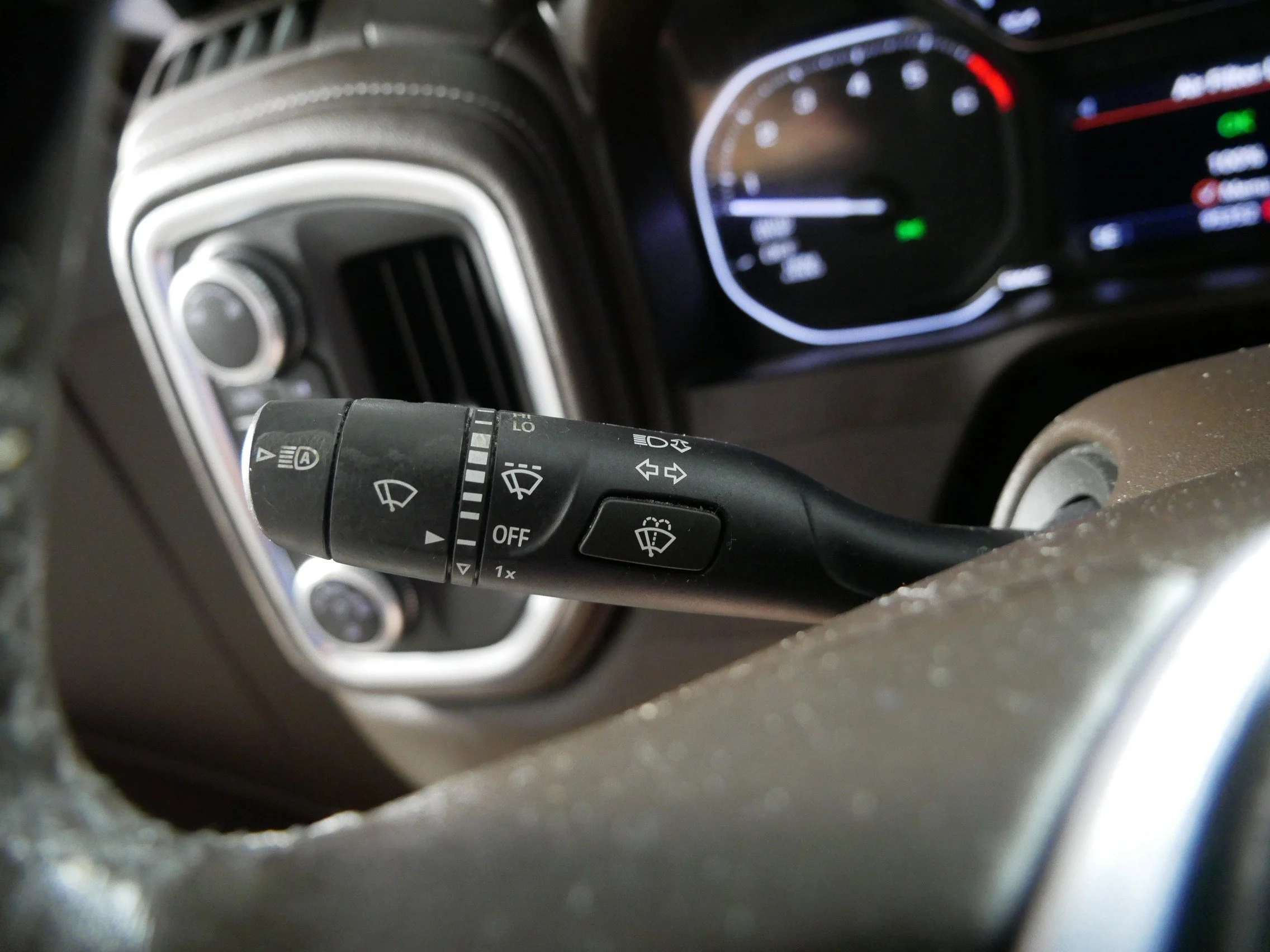 Used 2019 Red Quartz Tintcoat GMC SLT image 31