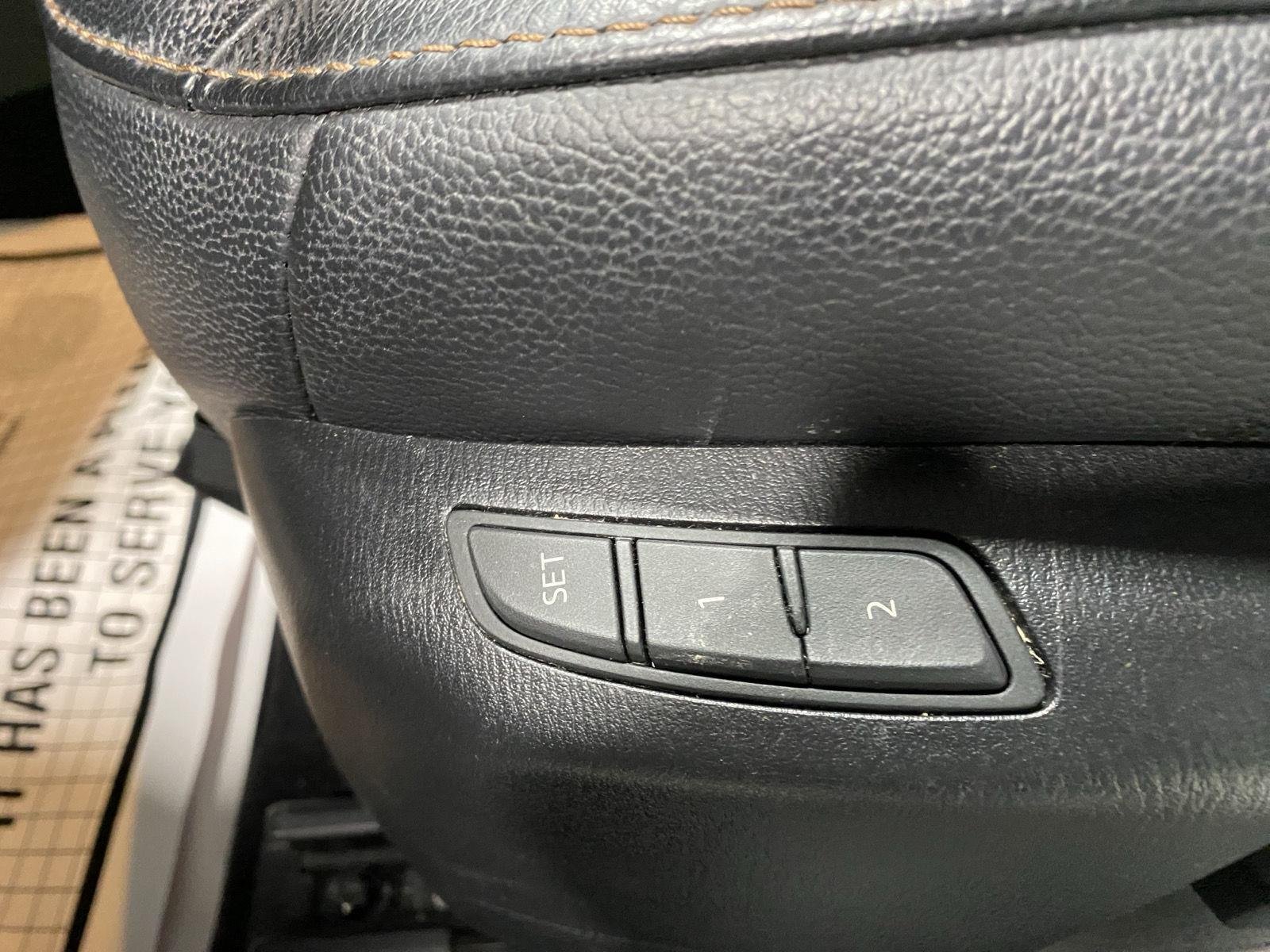 Used 2021 Deep Crystal Blue Mica Mazda Touring image 19