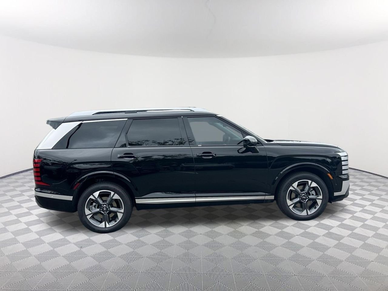 New 2026 Abyss Black Pearl Hyundai Limited image 4