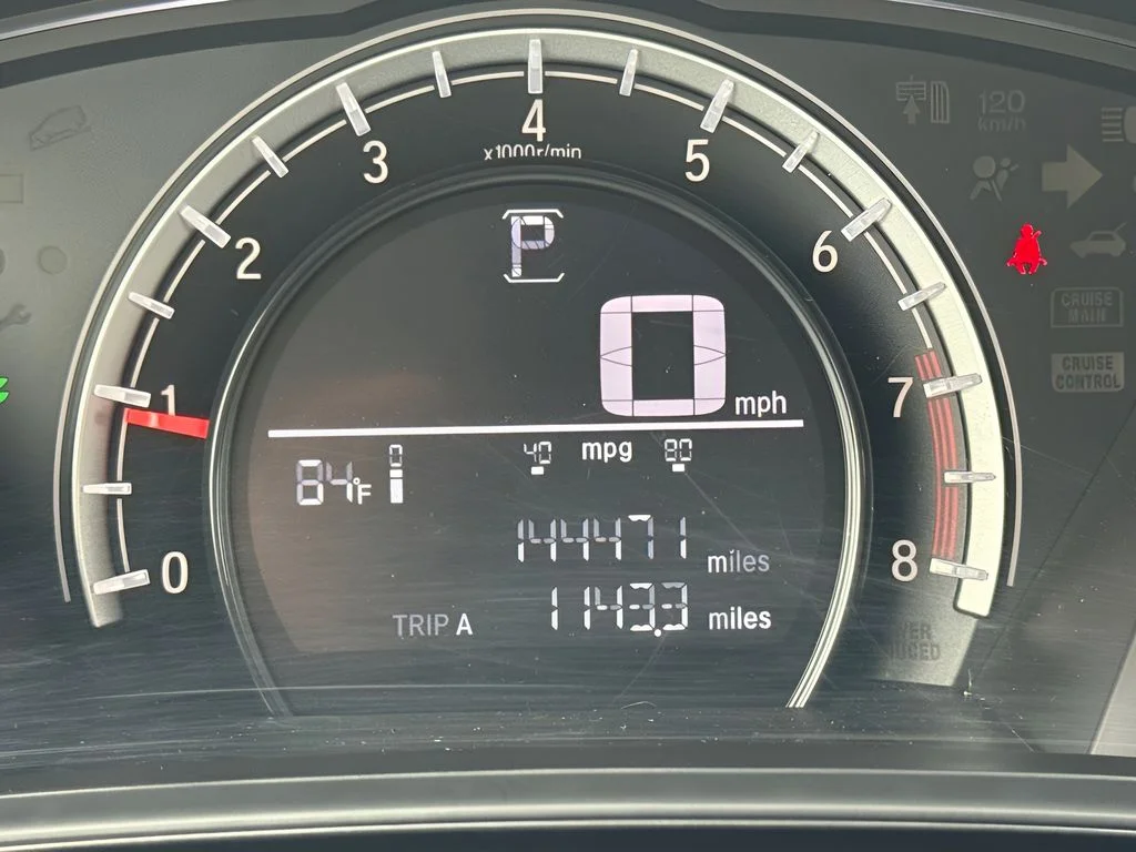 Used 2018  Honda LX image 13