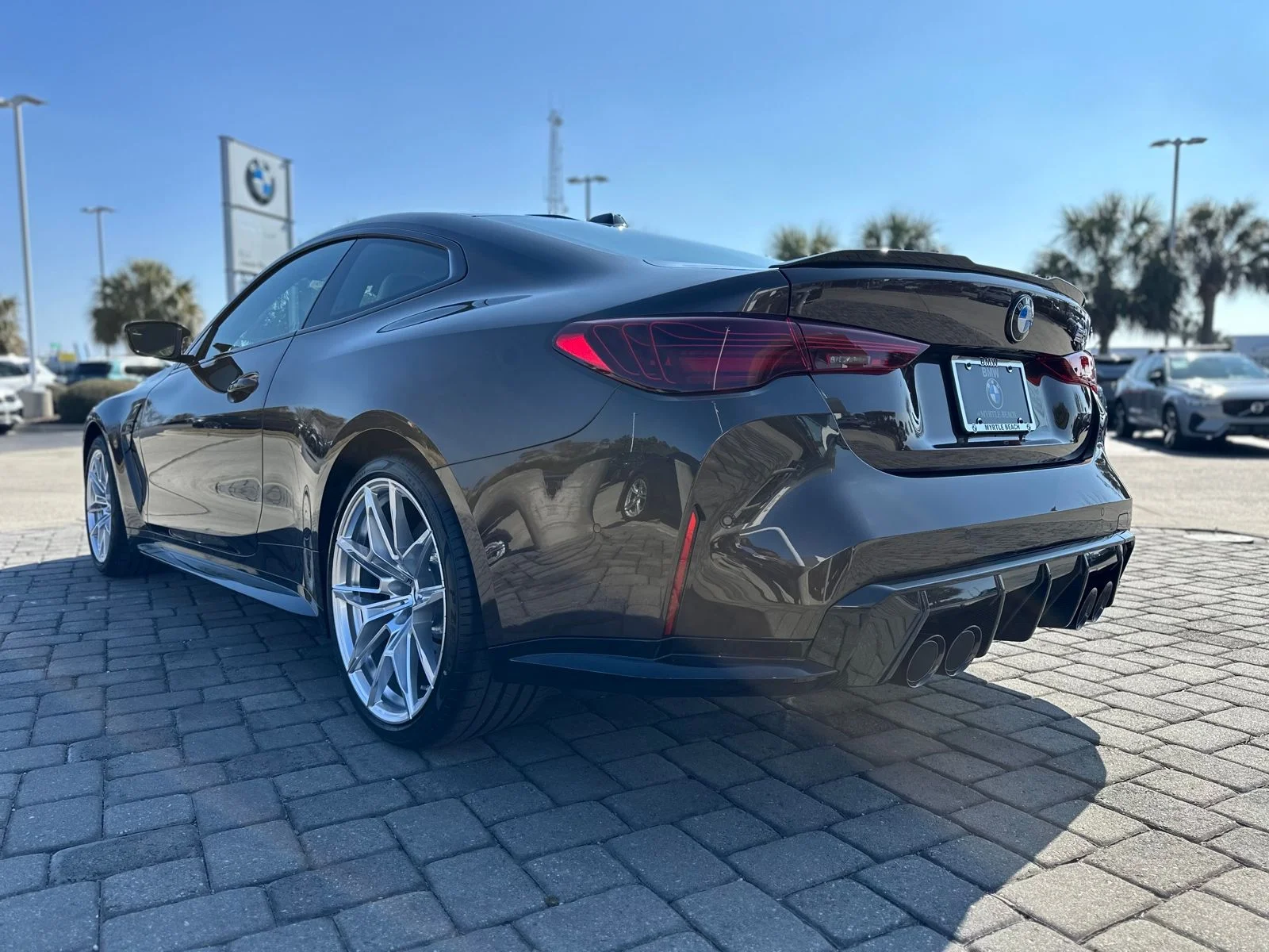 New 2026 Macadamia Metallic BMW Competition image 21