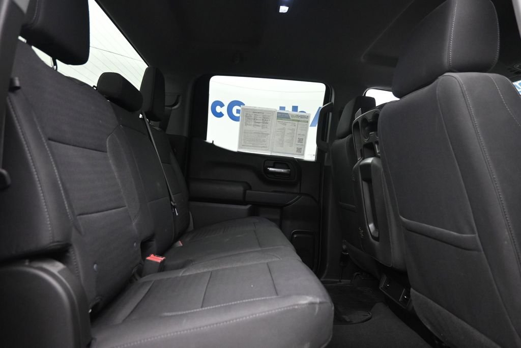 Used 2023 White Chevrolet Custom image 10