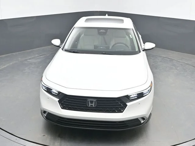 New 2026 Platinum White Pearl Honda Touring Hybrid image 17