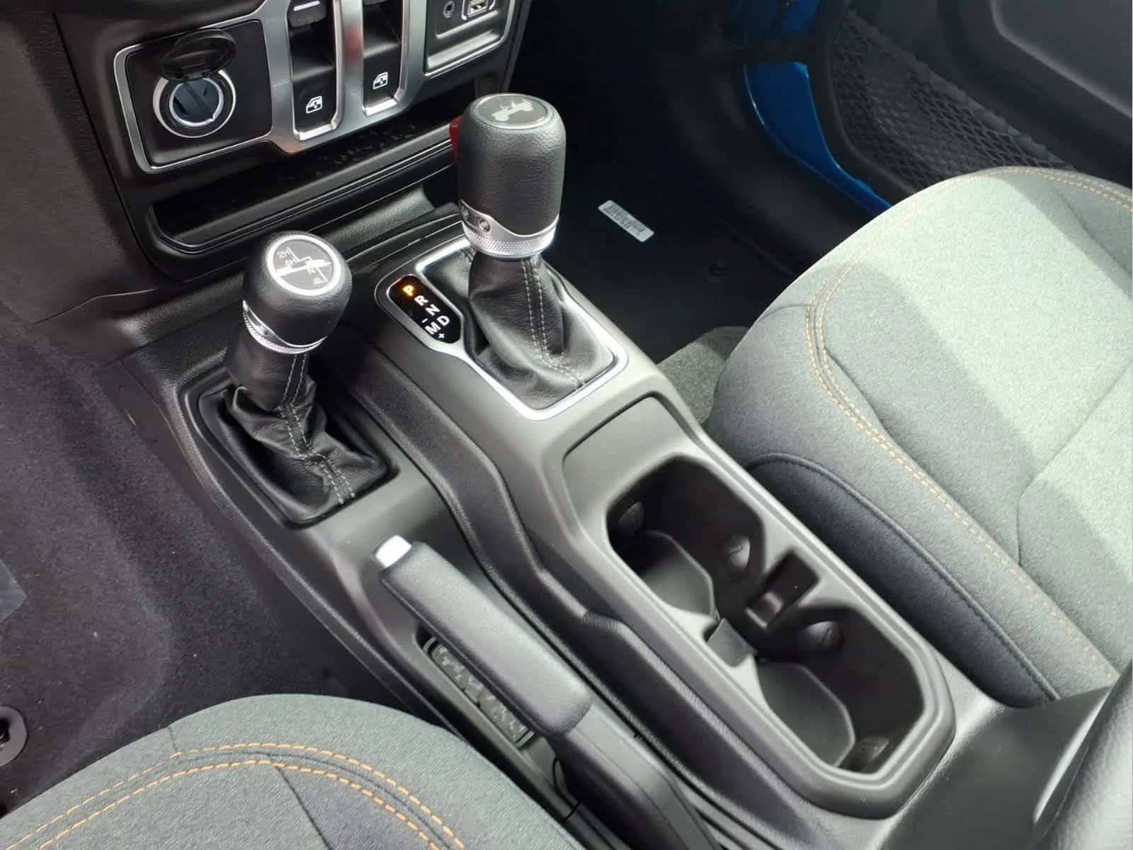 New 2026 Hydro Blue Pearlcoat Jeep Sport image 11
