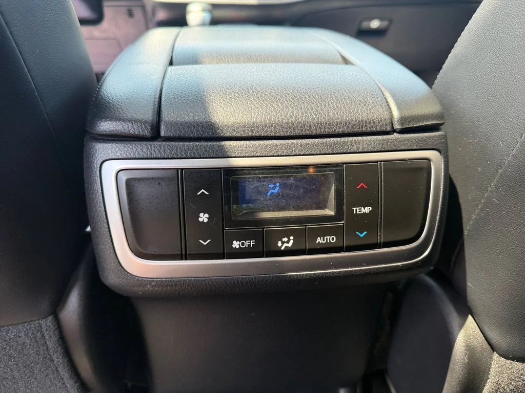 Used 2018 Gray Toyota SE image 23