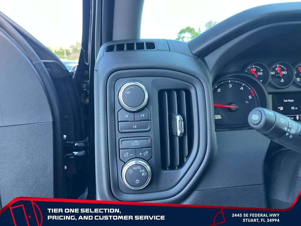 New 2025 Onyx Black GMC Pro image 46
