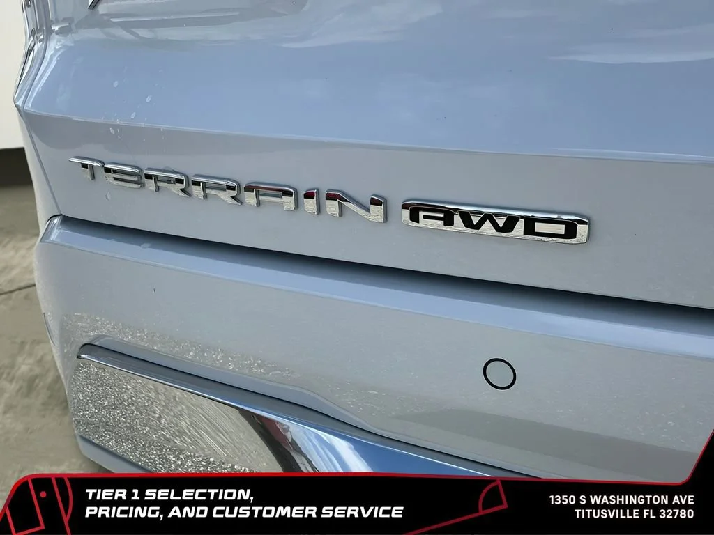 New 2026 Glacier White Tricoat GMC Denali image 17