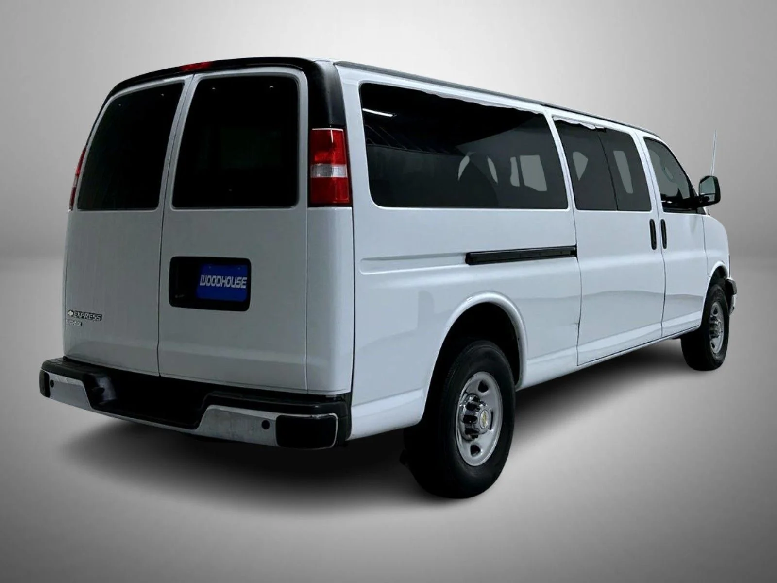 Used 2024 White Chevrolet LT image 5