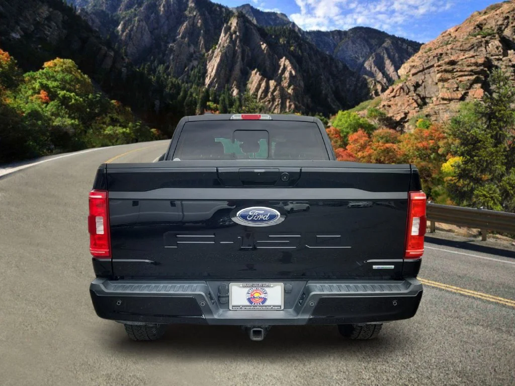 Used 2023 Black Ford XLT image 4