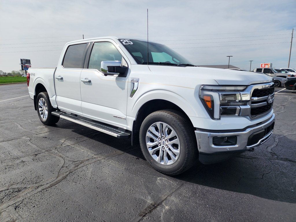 Used 2025 Oxford White Ford LARIAT image 2