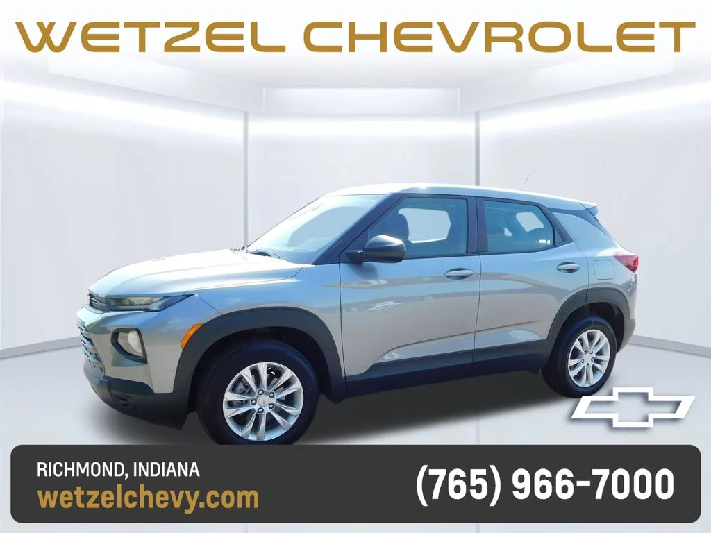 Used 2023 Gray Chevrolet LS image 7