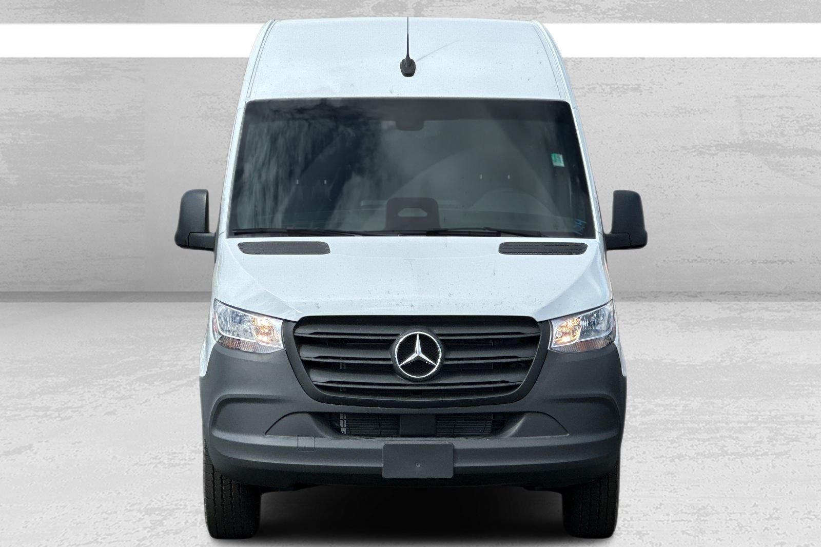 2025 Mercedes-Benz Sprinter Cargo Van Base - Photo 8