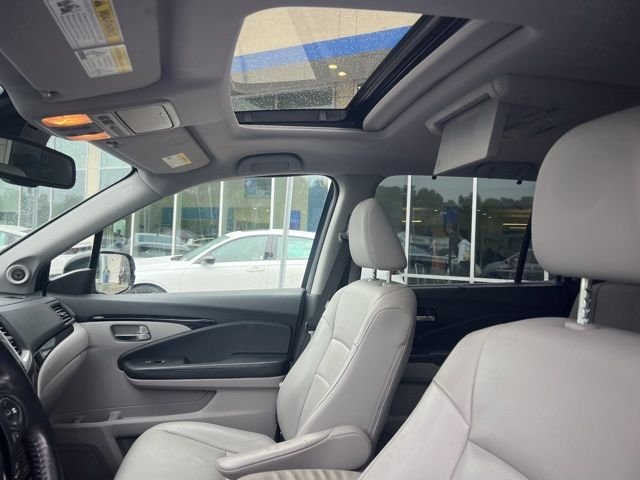 2018 Honda Pilot Touring - Photo 14