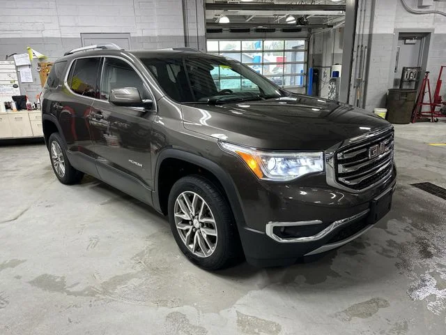 Used 2019 Gray GMC SLE-2 image 11