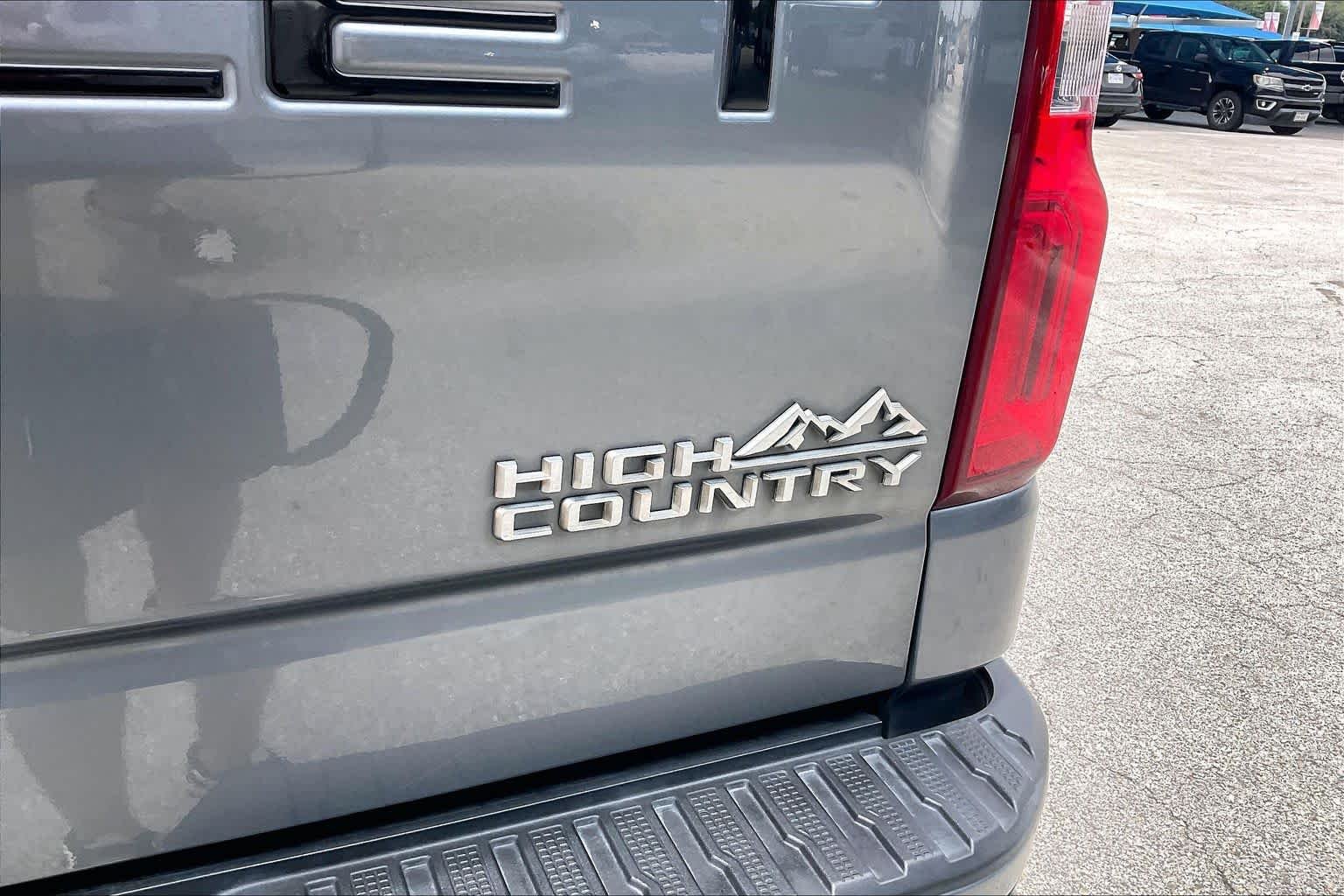 Used 2019 Satin Steel Metallic Chevrolet LTZ image 10