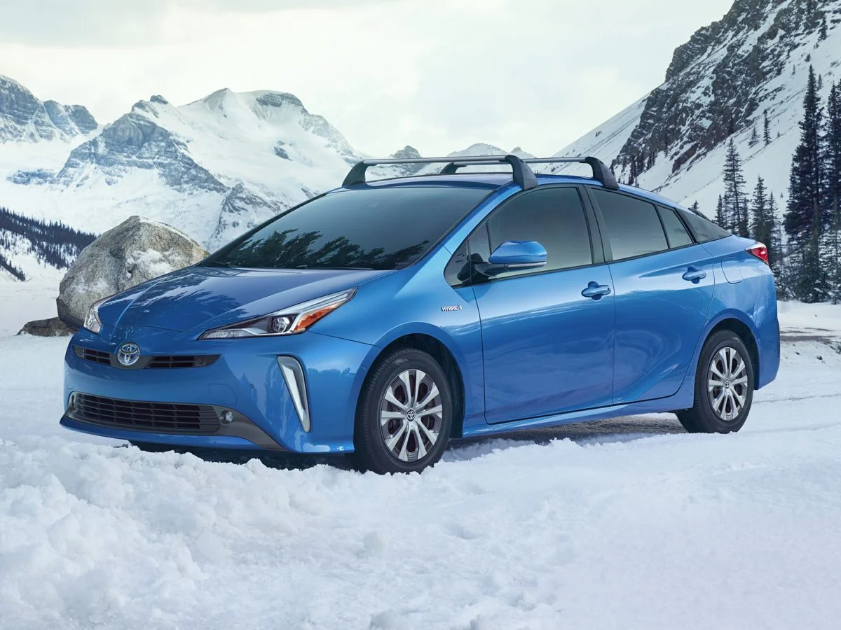 2020 Toyota Prius XLE AWD-e's photo