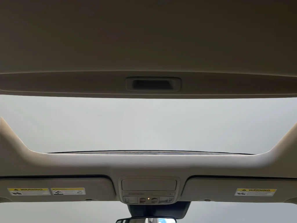 Used 2019  Honda EX-L image 18
