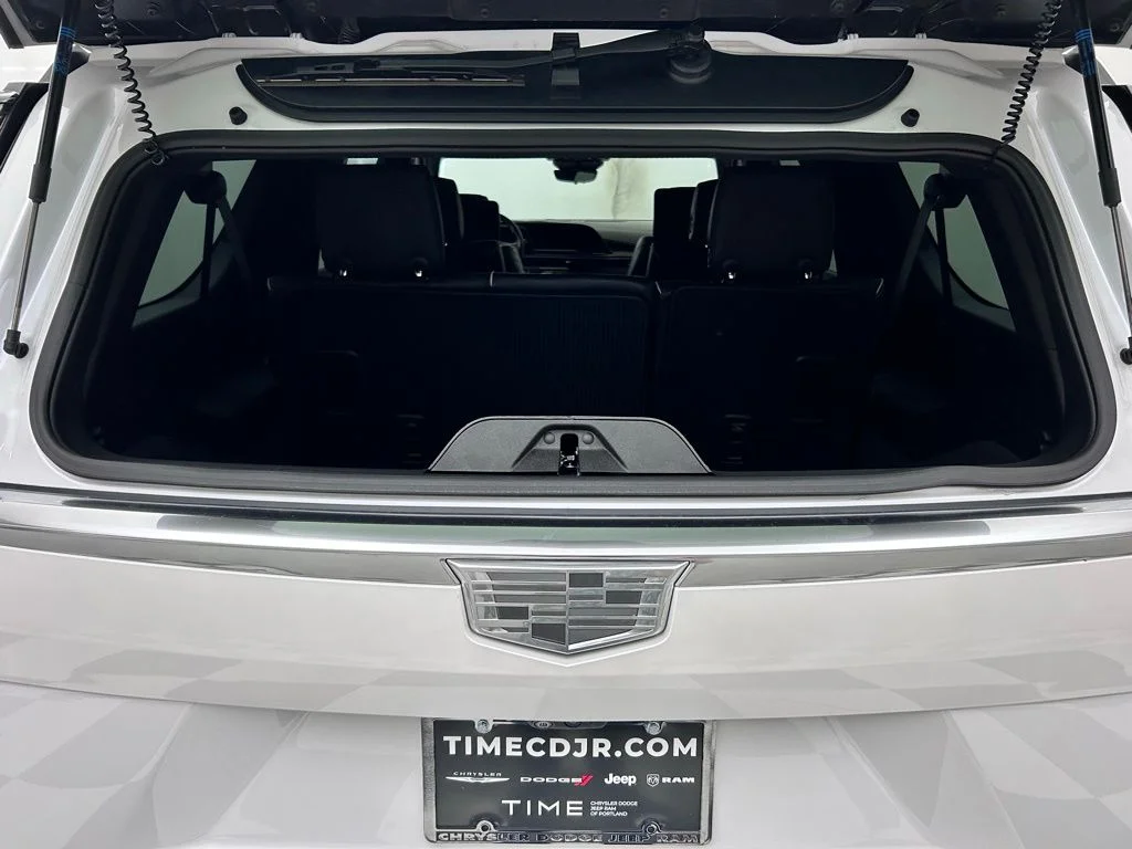Used 2023 White Cadillac Premium Luxury Platinum image 9