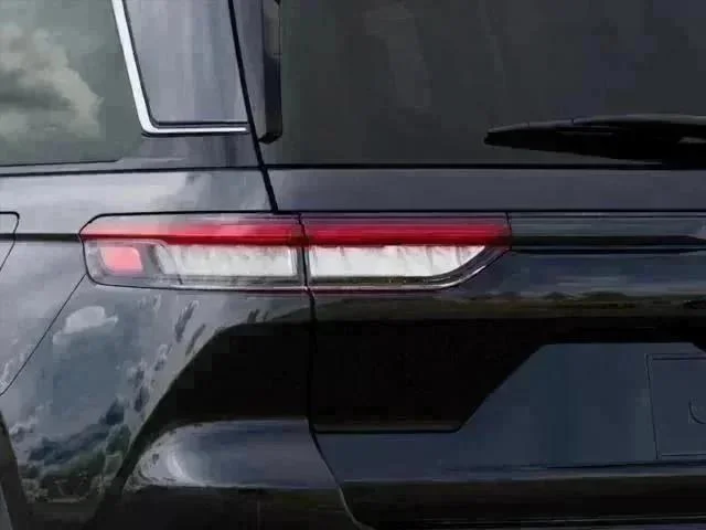 2025 Jeep Grand Cherokee Laredo - Photo 62