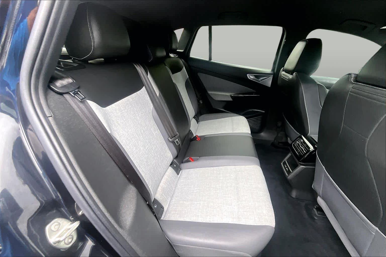 Certified Used 2023 Deep Black Pearl Volkswagen Pro image 19